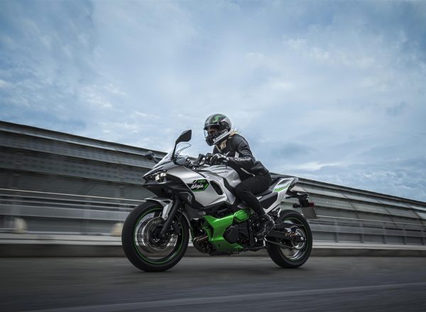 Kawasaki "Change the Game" with new strong hybrid Ninja 7 HEV